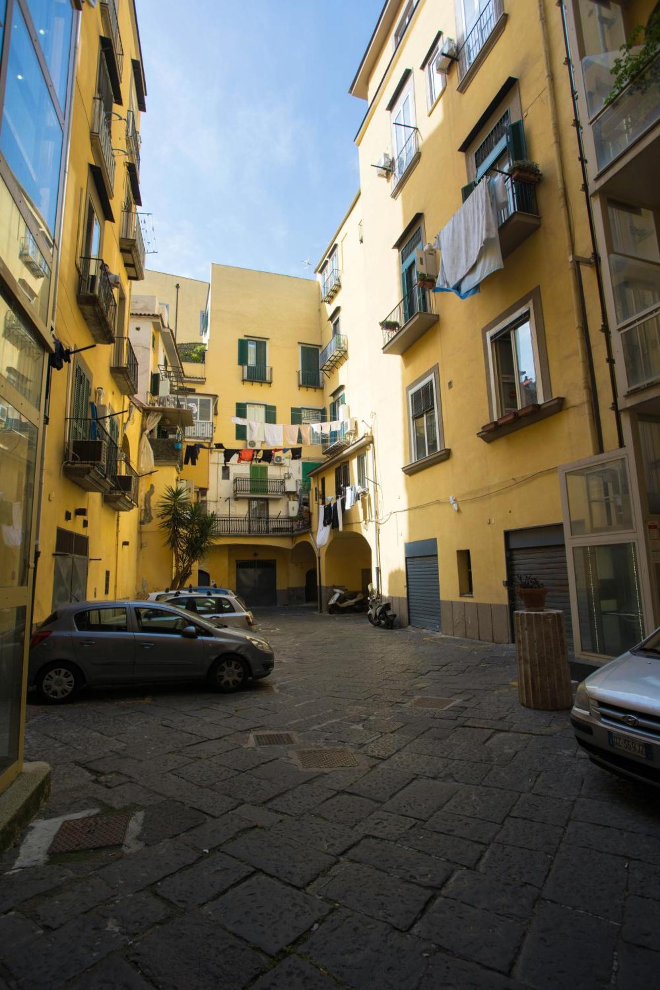 Palazzo 15 Napoli Acomodação com café da manhã Exterior foto