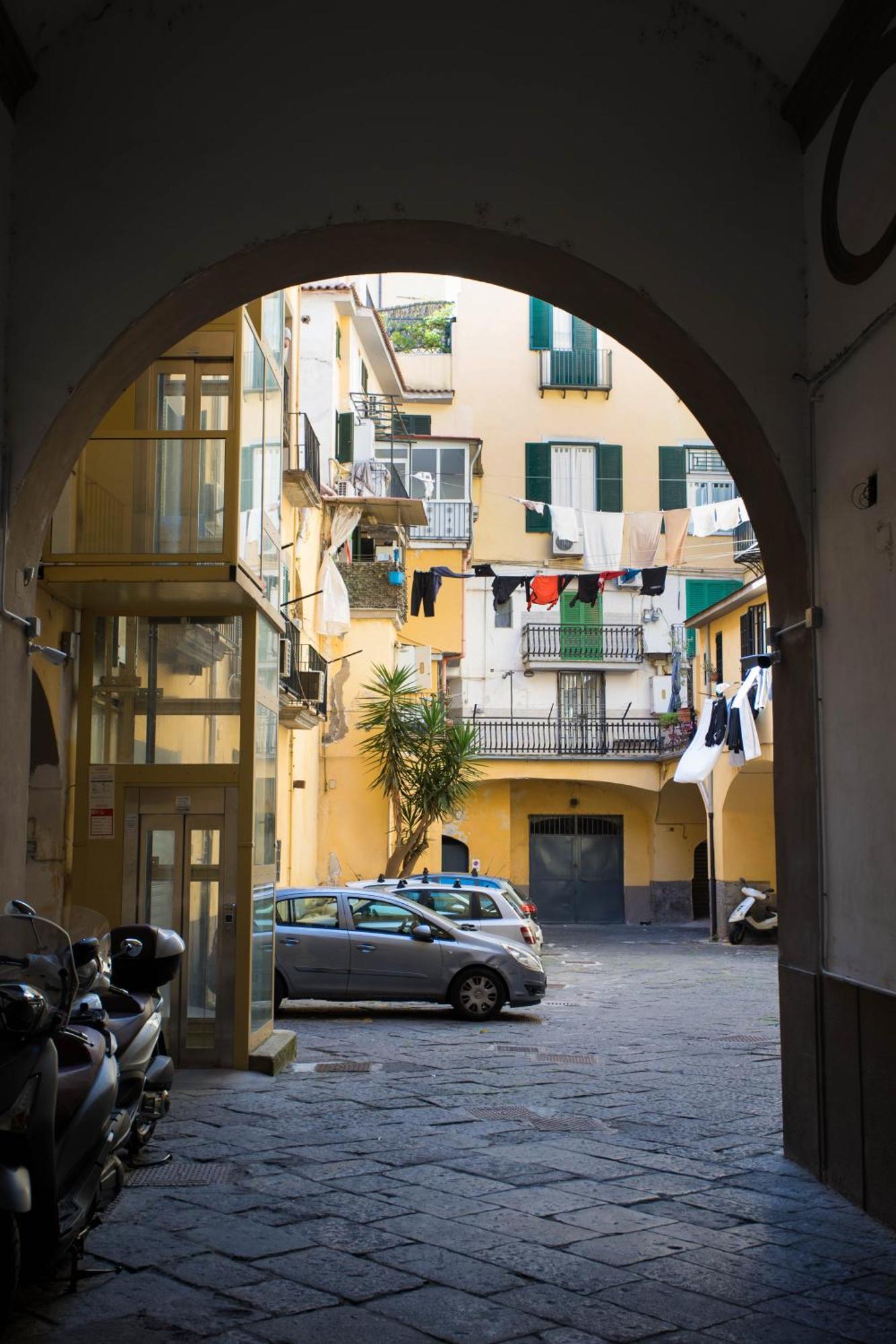 Palazzo 15 Napoli Acomodação com café da manhã Exterior foto