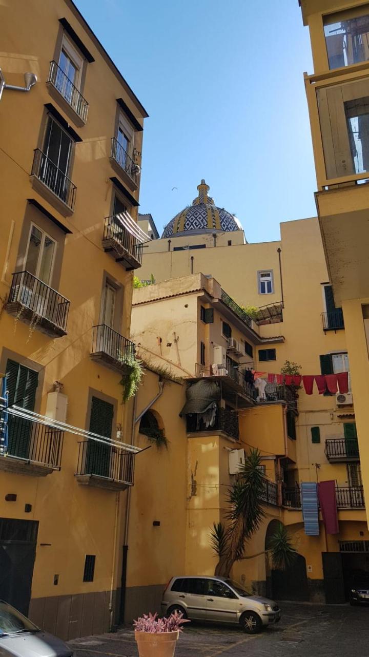 Palazzo 15 Napoli Acomodação com café da manhã Exterior foto